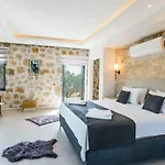 Βίλα 2 Bedroom In Patara - Private Pool And Garden