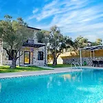 Βίλα 2 Bedroom In Patara - Private Pool And Garden