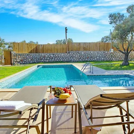 2 Bedroom In Patara - Private Pool And Garden فيلة